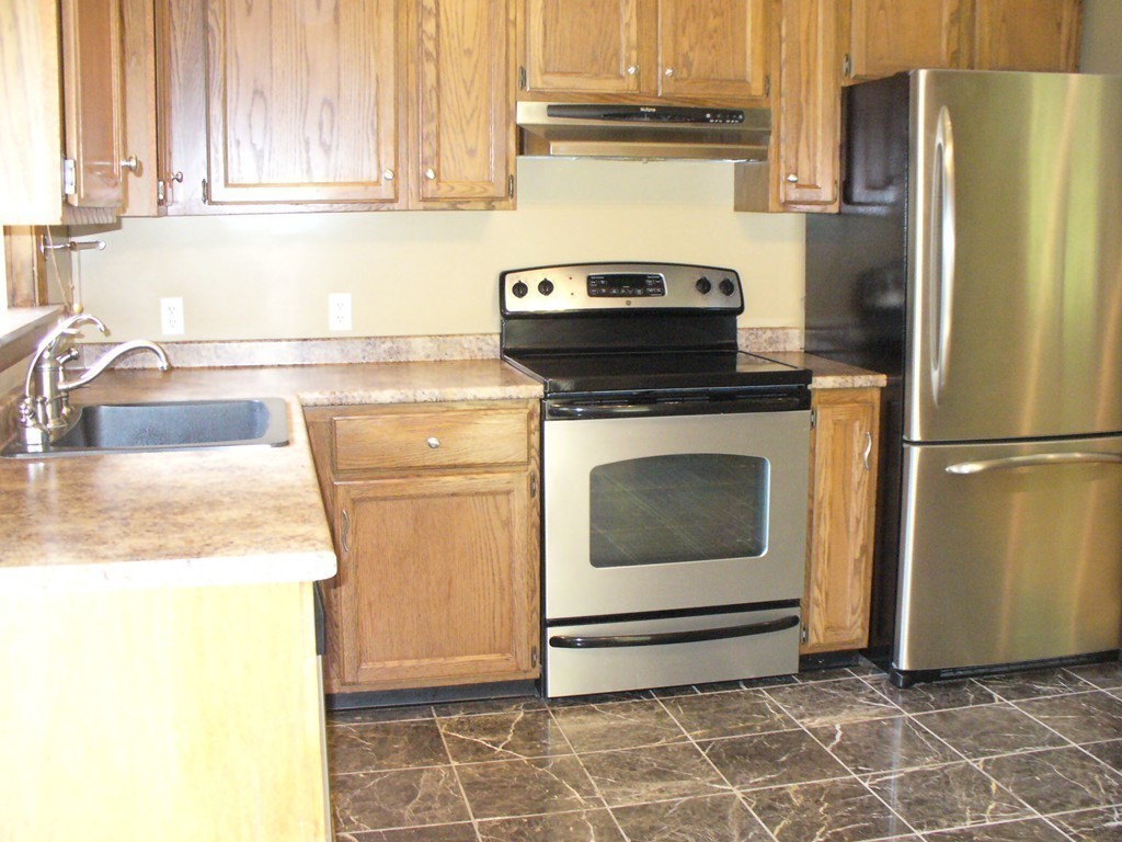 432 Amherst Road Belchertown, MA 01007 - Photo 9 of 30 Gallery Image 9