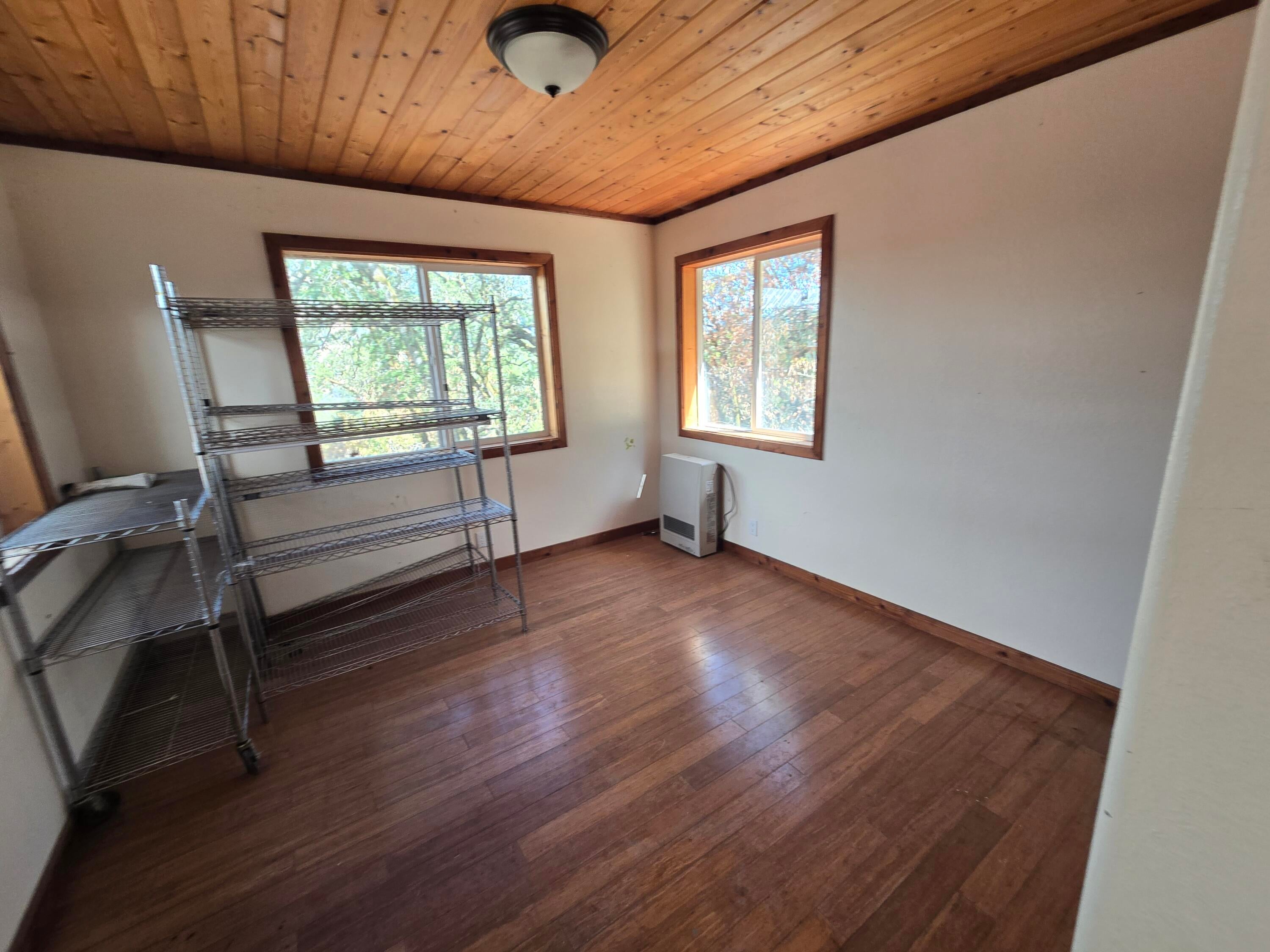1133 Rd J Garberville, CA 95542 - Photo 12 of 54 Gallery Image 12