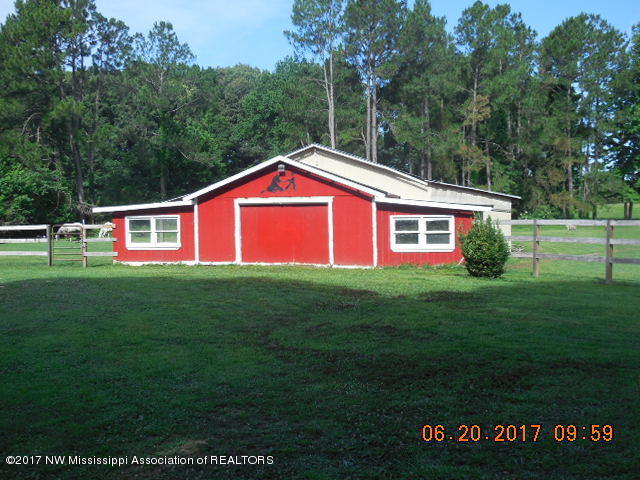 471 Brewer Subdivision Road Coldwater, MS 38618 - Photo 26 of 36 DSCN3902
