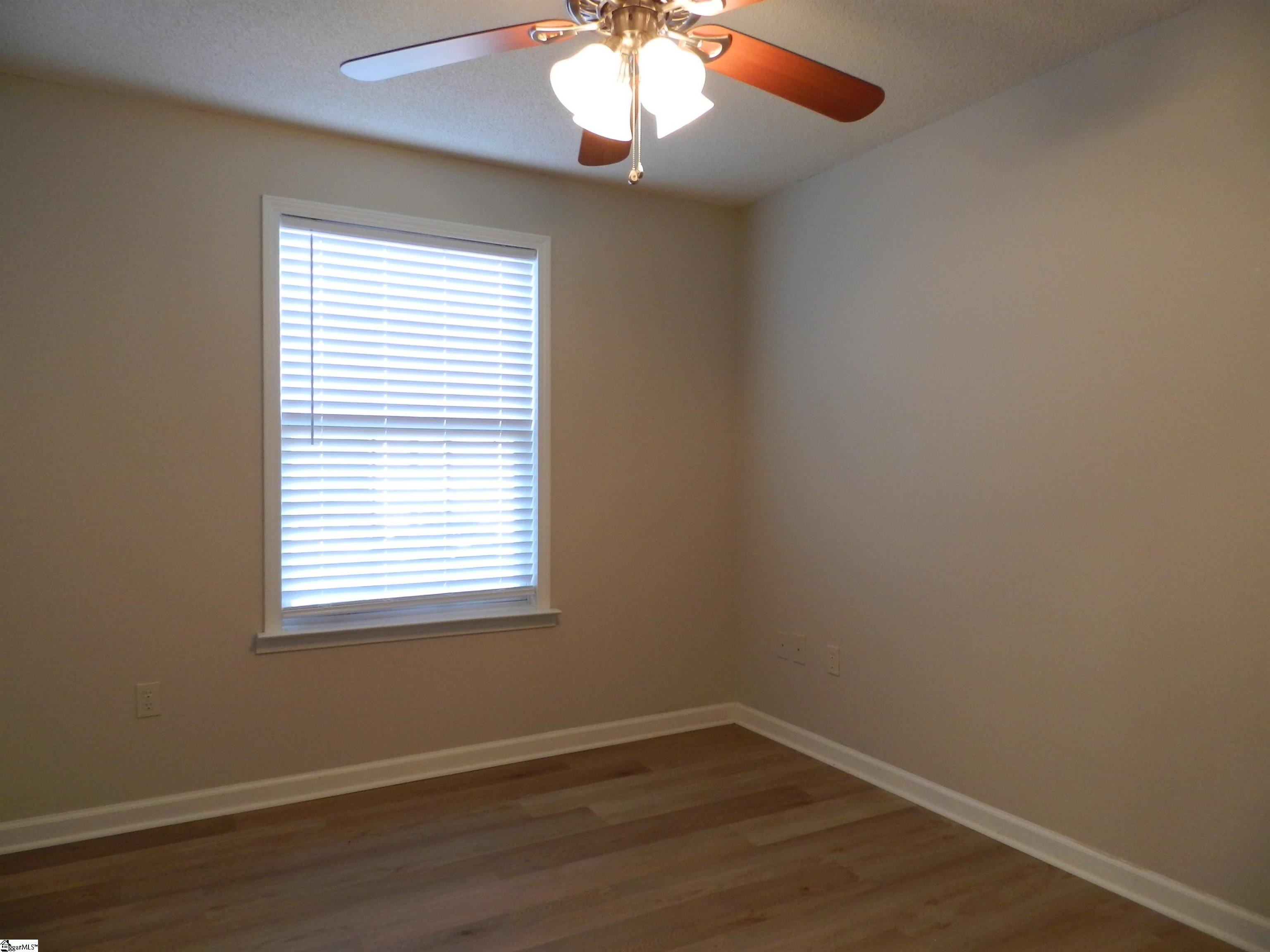 801 Pelham Square Way Greer, SC 29650 - Photo 14 of 18