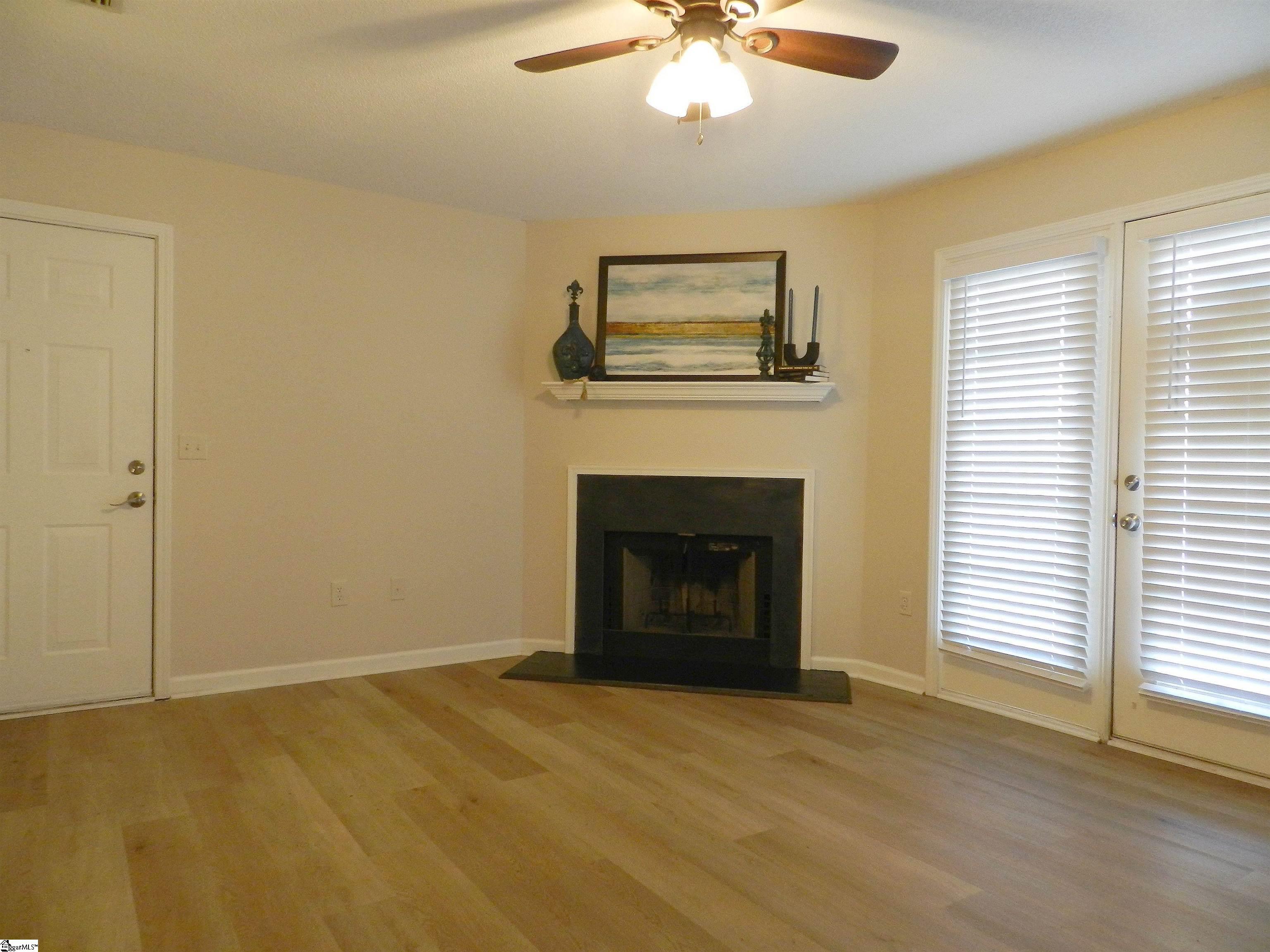 801 Pelham Square Way Greer, SC 29650 - Photo 9 of 18