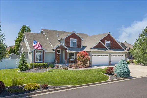 $1,050,000 | 1920 South Dusk Lane, Greenacres, WA 99016