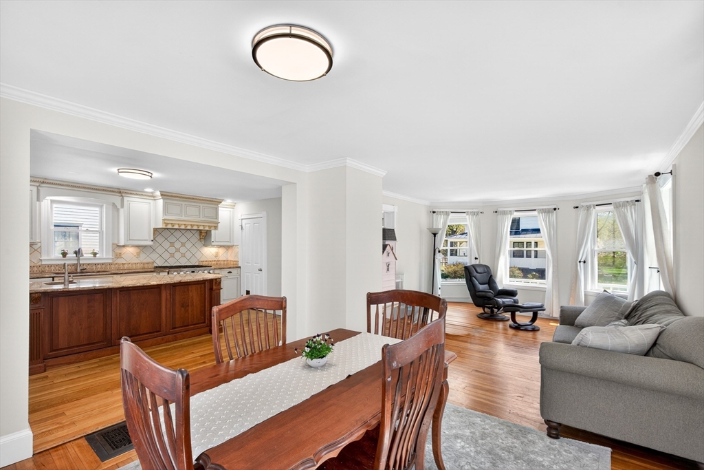 24 Fielding Street Concord, MA 01742 - Photo 2 of 30 Gallery Image 2