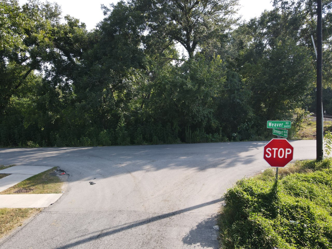 6606 Weaver Road Houston, TX 77028 - Photo 2 of 9