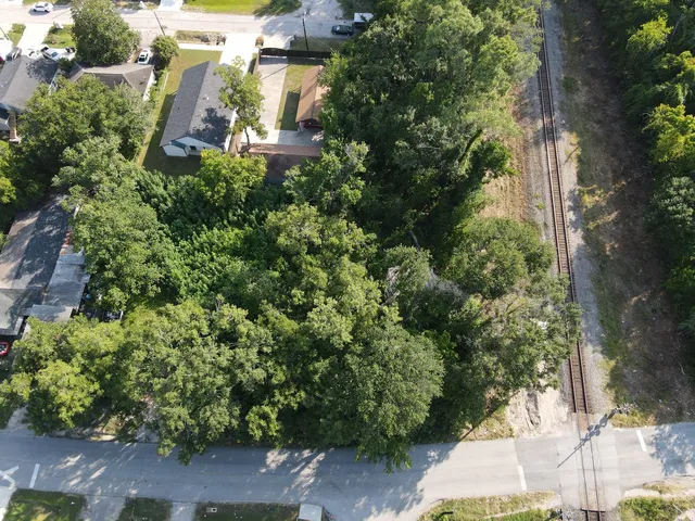 $115,000 | 6606 Weaver Road, Houston, TX 77028