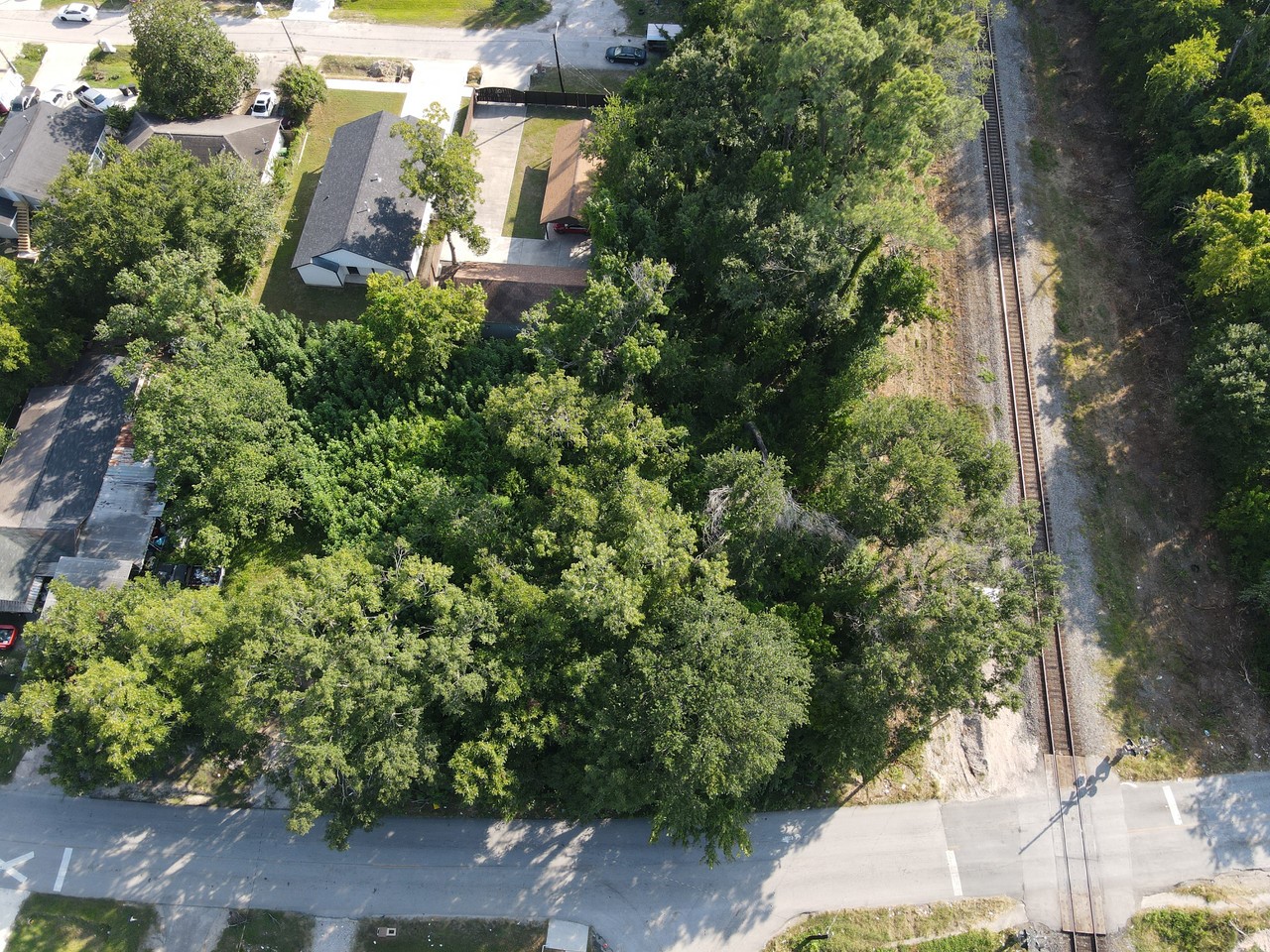 6606 Weaver Road Houston, TX 77028 - Photo 4 of 9