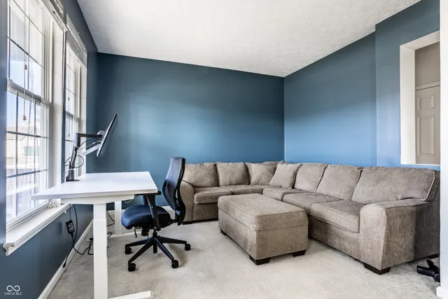 $368,500 | 6127 North Woods Edge Drive, McCordsville, IN 46055