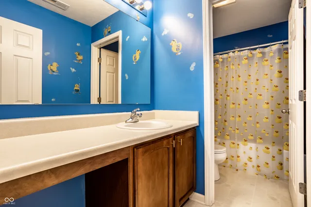 $368,500 | 6127 North Woods Edge Drive, McCordsville, IN 46055