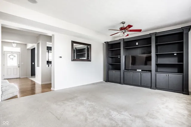 $368,500 | 6127 North Woods Edge Drive, McCordsville, IN 46055