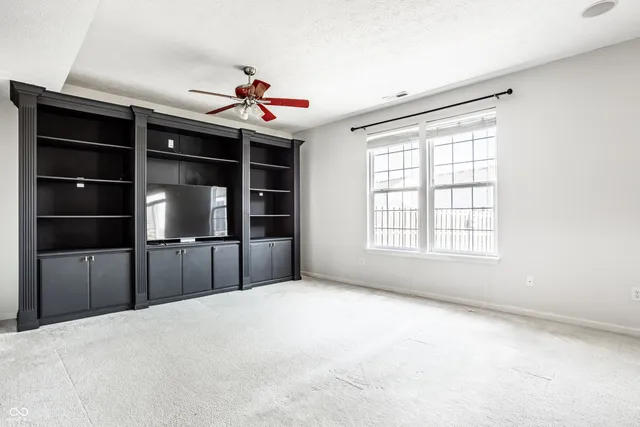 $368,500 | 6127 North Woods Edge Drive, McCordsville, IN 46055