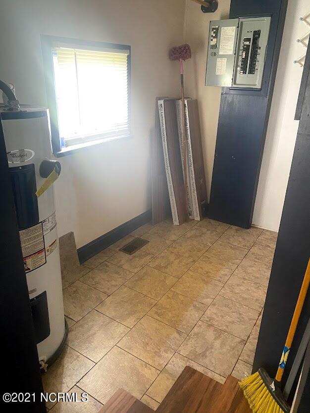 7501 X Way Road Gibson, NC 28343 - Photo 21 of 28 laundry