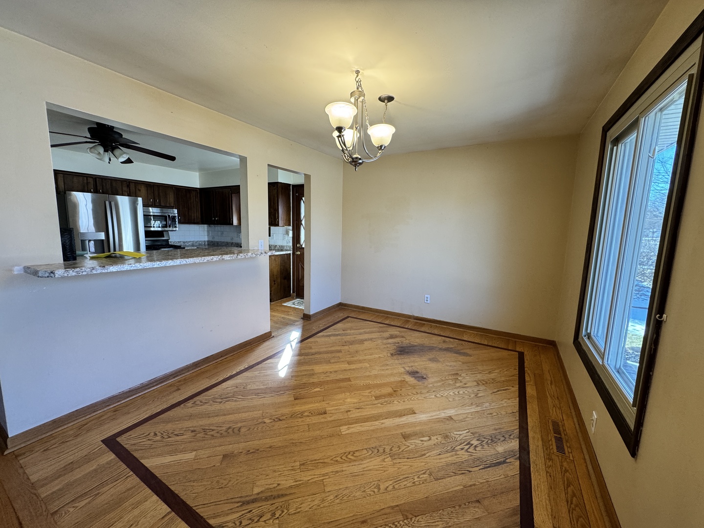 413 South Rathje Road Peotone, IL 60468 - Photo 3 of 12 Gallery Image 3