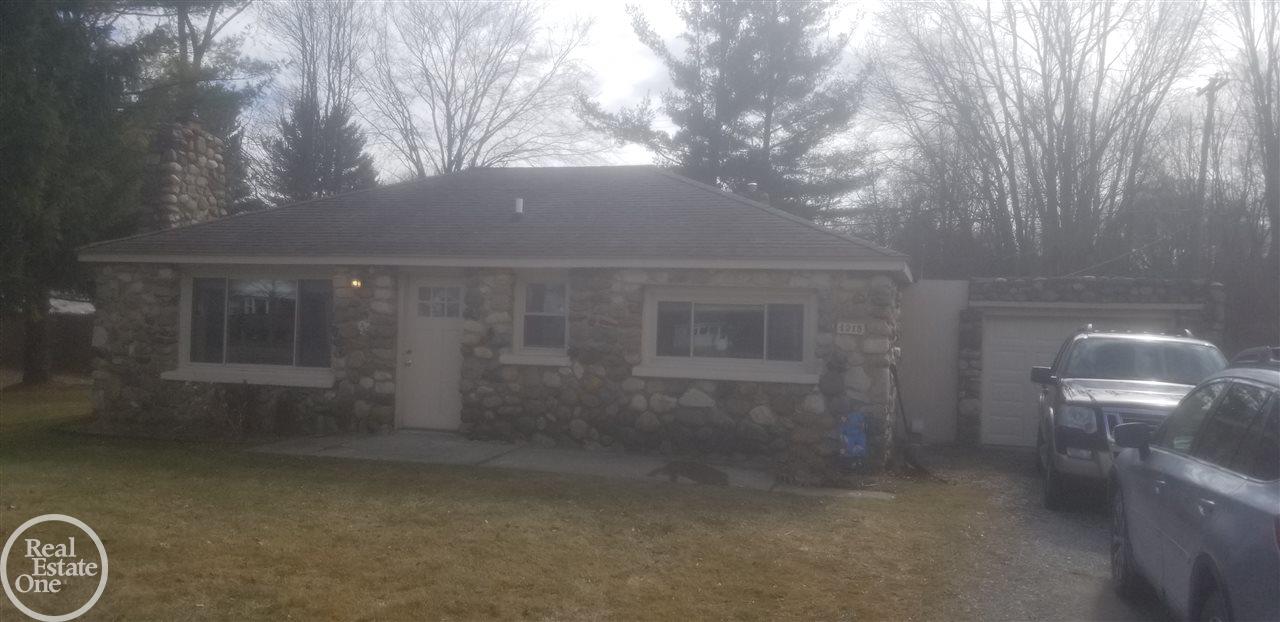4215 Lapeer Road Port Huron, MI 48060 - Photo 1 of 11 50008124.JPG