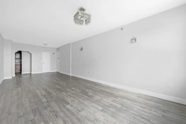 $2,900 | 45 River Drive South, Unit 2007, Jersey City, NJ 07310