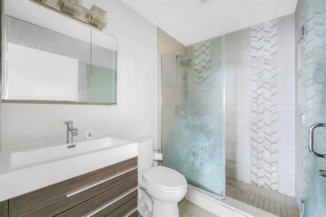 $2,900 | 45 River Drive South, Unit 2007, Jersey City, NJ 07310