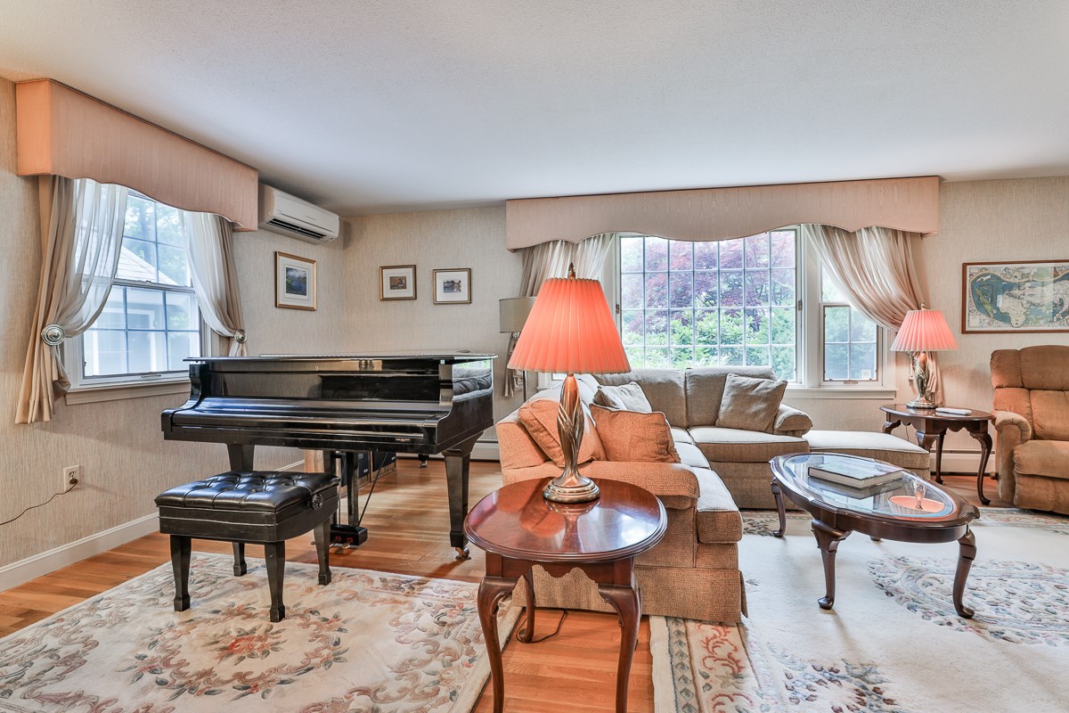 12 Shakespeare Road Nashua, NH 03062 - Photo 14 of 40