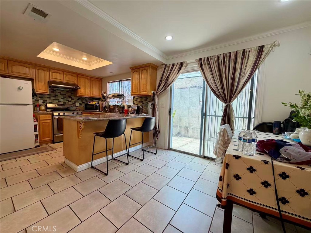 847 East Mission Road, Unit F San Gabriel, CA 91776 - Photo 3 of 9