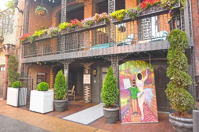 $3,575,000 | 211 3rd Avenue North, Unit 400, Nashville, TN 37201