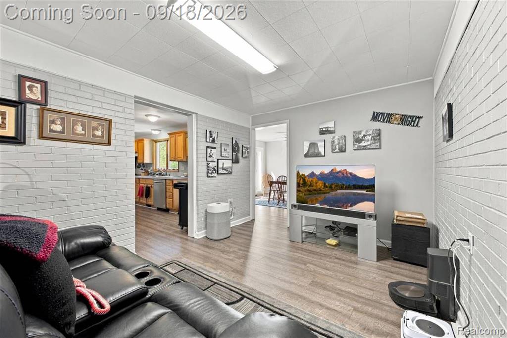 11184 Fenton Road Fenton, MI 48430 - Photo 13 of 48 Gallery Image 13