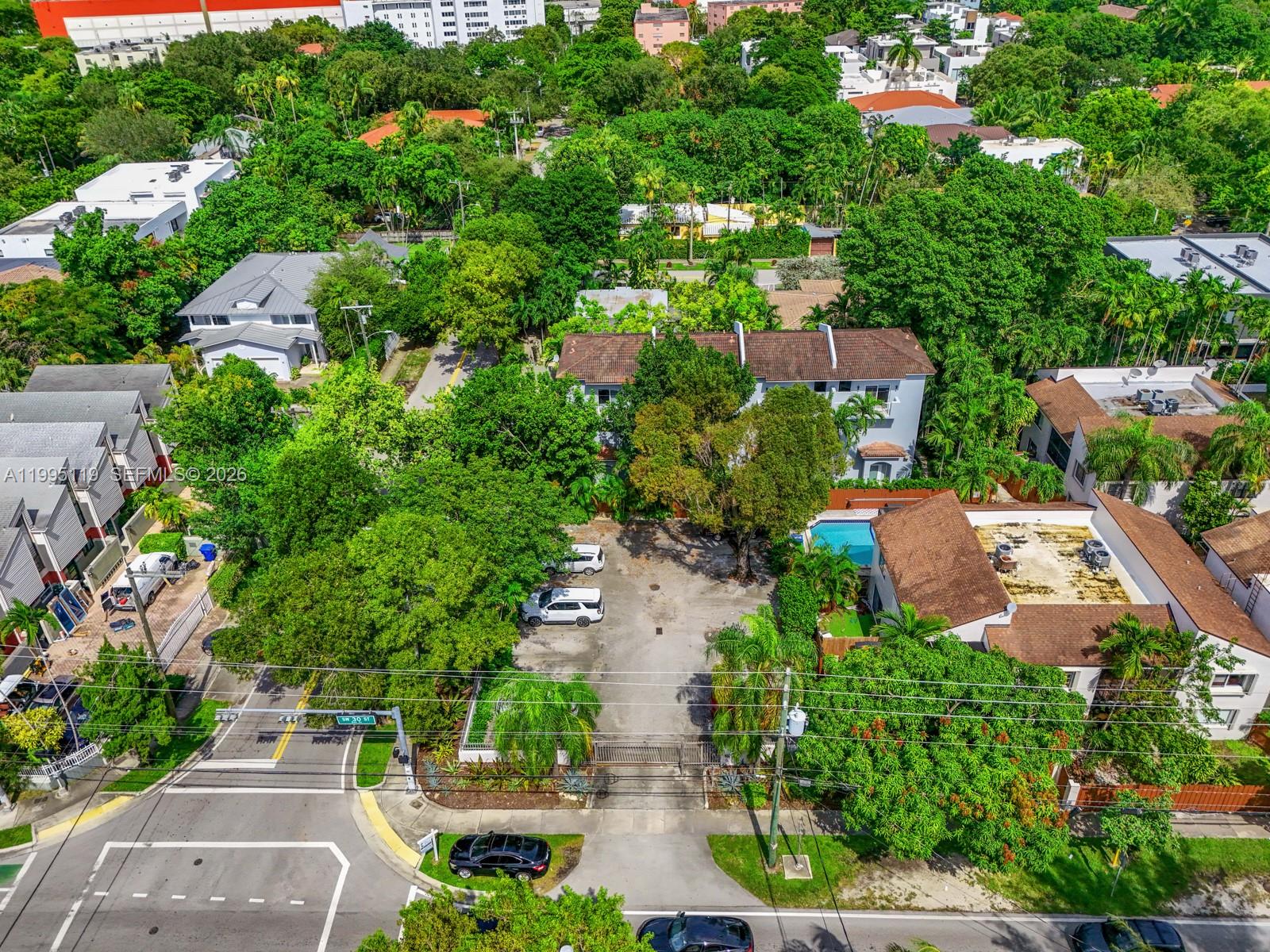 2987 Bird Avenue Miami, FL 33133 - Photo 2 of 27