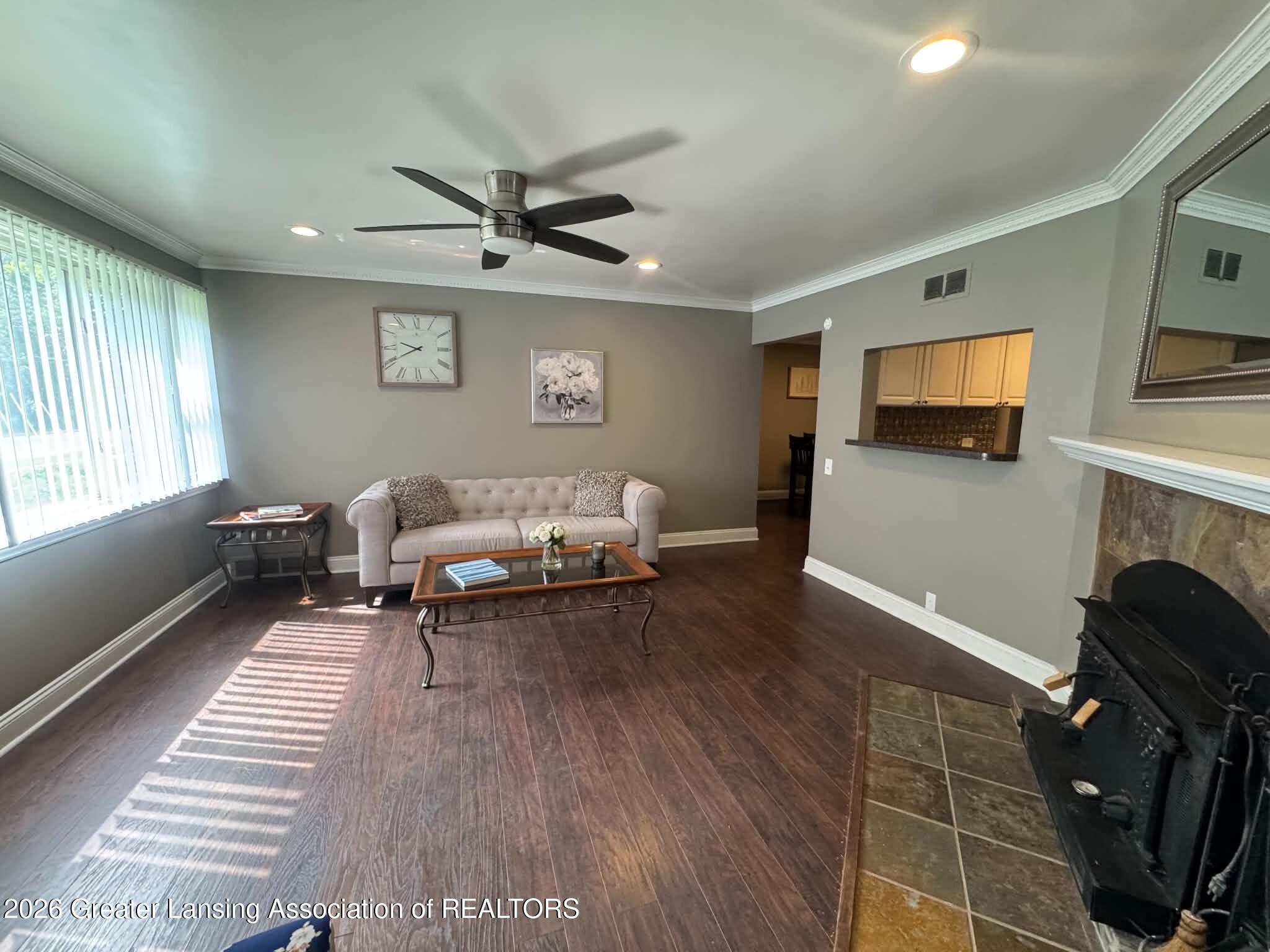 2410 Mount Hope