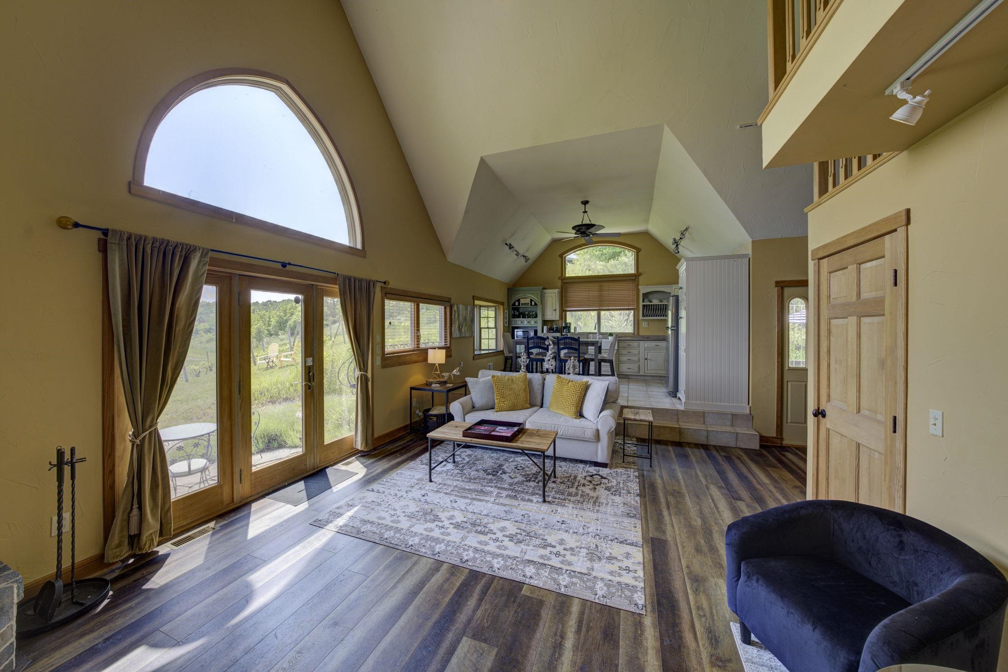 10702 East Hilltop Road Suttons Bay, MI 49682 - Photo 15 of 92