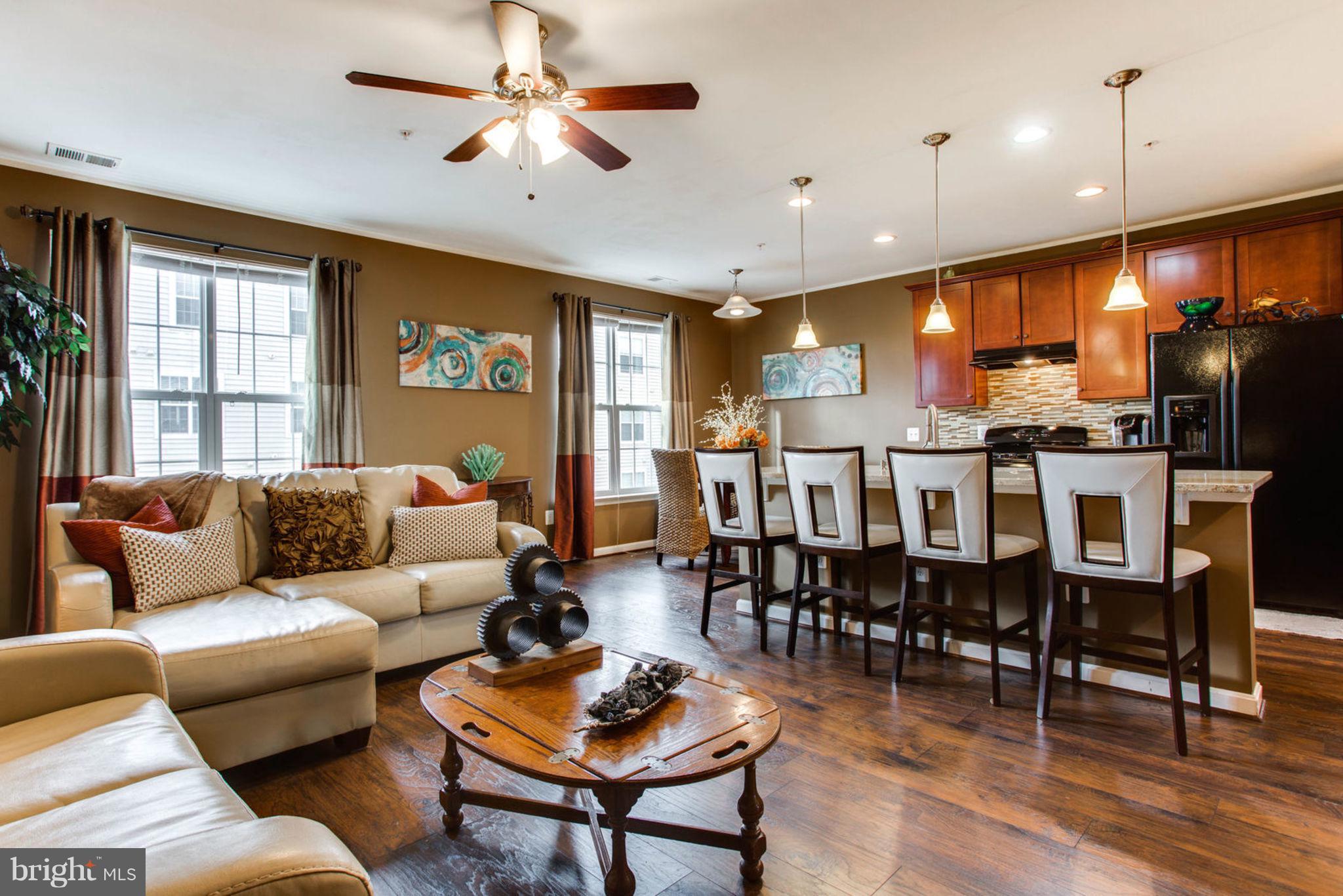 9535 Center Street Manassas, VA 20110 - Photo 12 of 26 Family Room