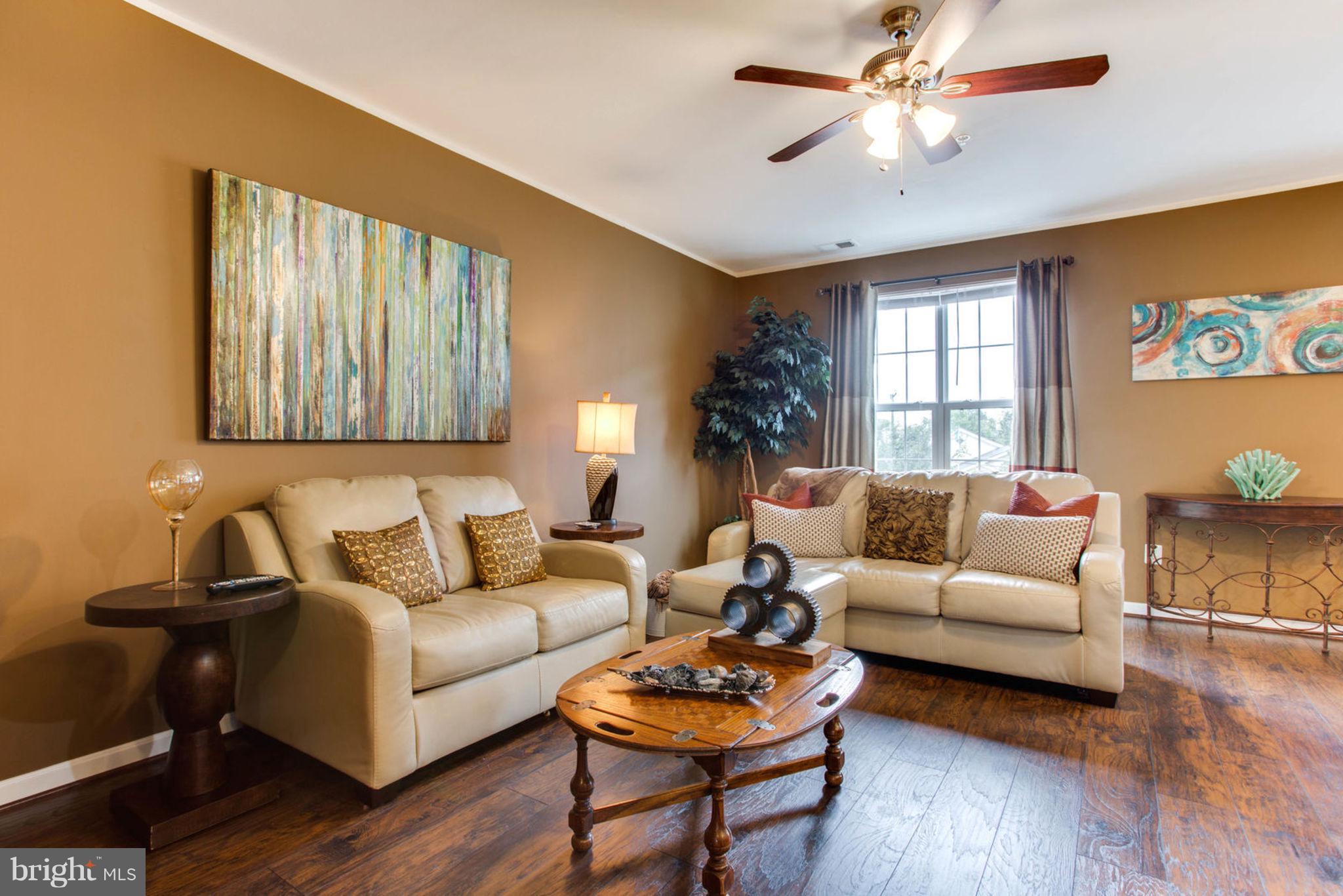 9535 Center Street Manassas, VA 20110 - Photo 13 of 26 Family Room