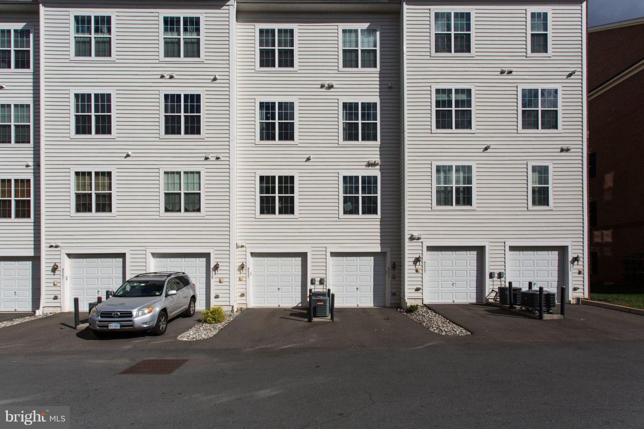 9535 Center Street Manassas, VA 20110 - Photo 26 of 26 Exterior (Rear)