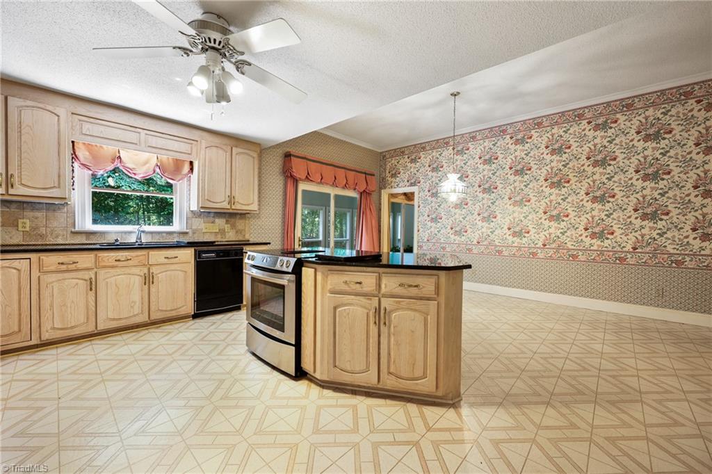 2112 Hauser Road Lewisville, NC 27023 - Photo 11 of 46 Gallery Image 11