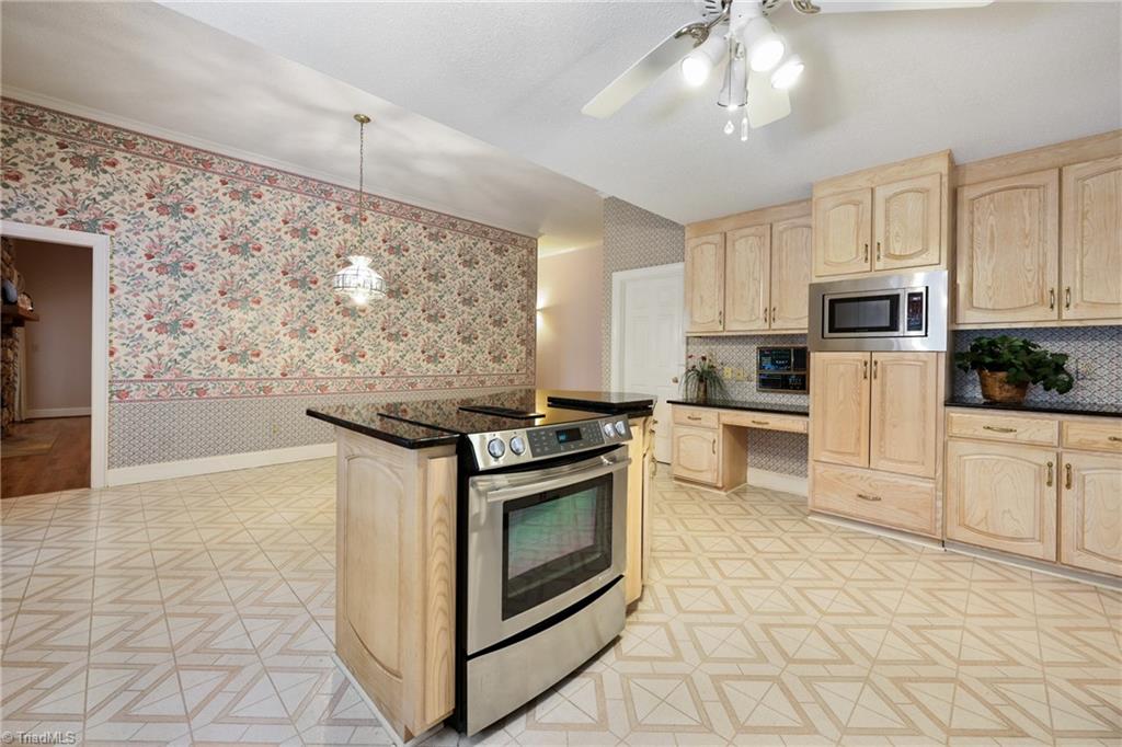 2112 Hauser Road Lewisville, NC 27023 - Photo 12 of 46 Gallery Image 12
