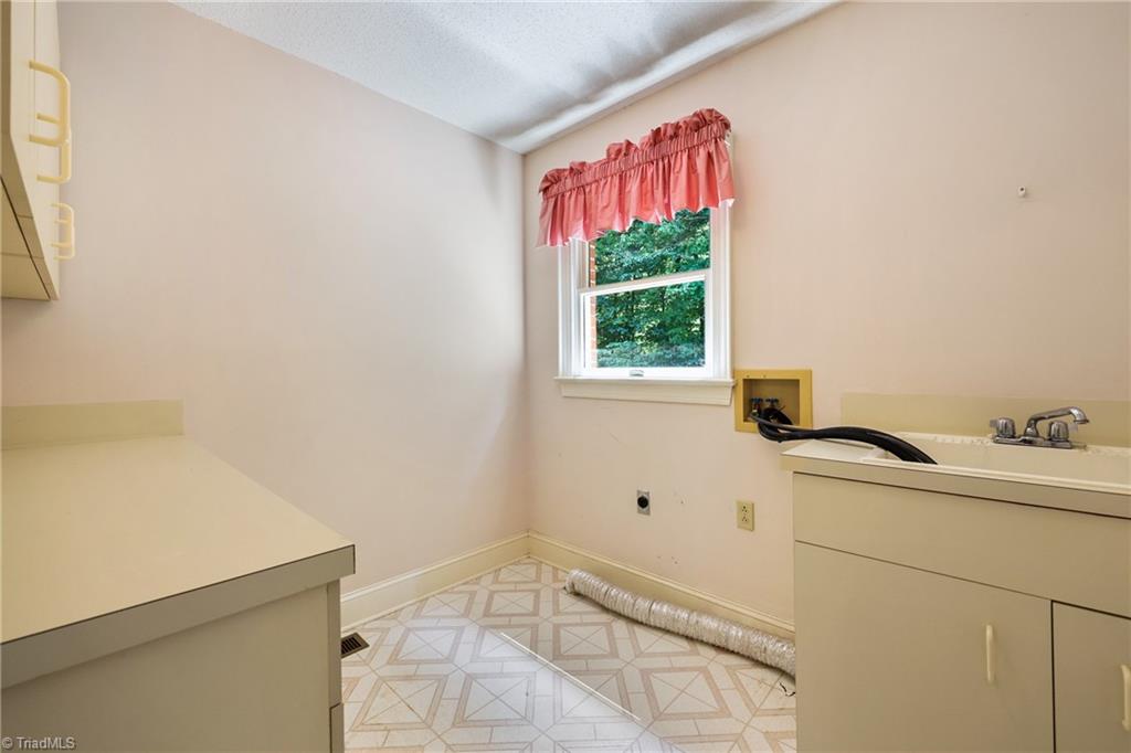 2112 Hauser Road Lewisville, NC 27023 - Photo 30 of 46 Gallery Image 30