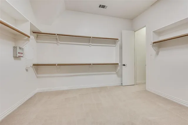 $3,200 | 632 Rockingham Drive, Irving, TX 75063