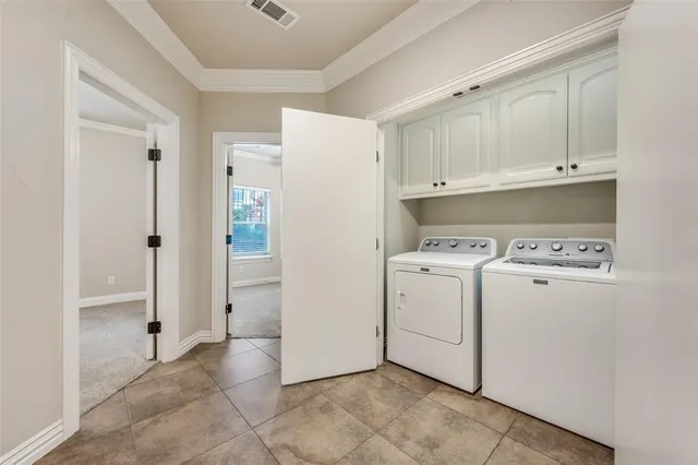 $3,200 | 632 Rockingham Drive, Irving, TX 75063