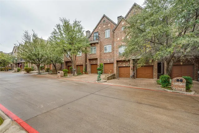 $3,200 | 632 Rockingham Drive, Irving, TX 75063