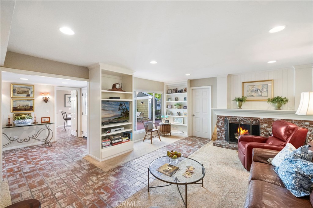 23 Rainbow Falls Irvine, CA 92603 - Photo 12 of 62