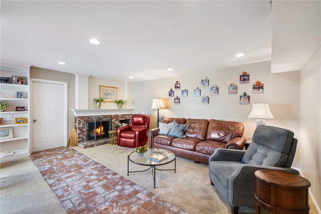 23 Rainbow Falls Irvine, CA 92603 - Photo 13 of 62