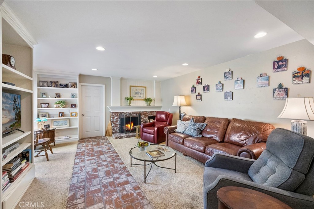 23 Rainbow Falls Irvine, CA 92603 - Photo 14 of 62