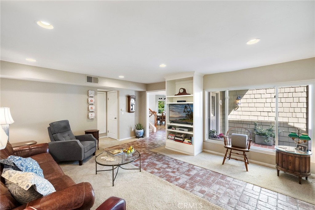 23 Rainbow Falls Irvine, CA 92603 - Photo 15 of 62