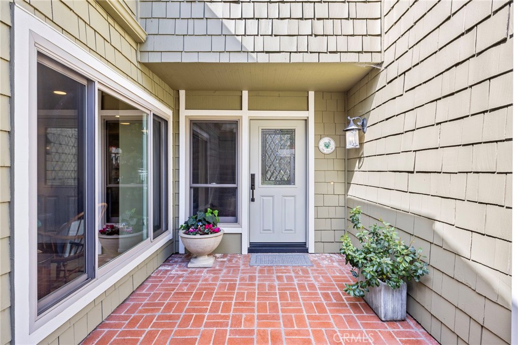 23 Rainbow Falls Irvine, CA 92603 - Photo 2 of 62
