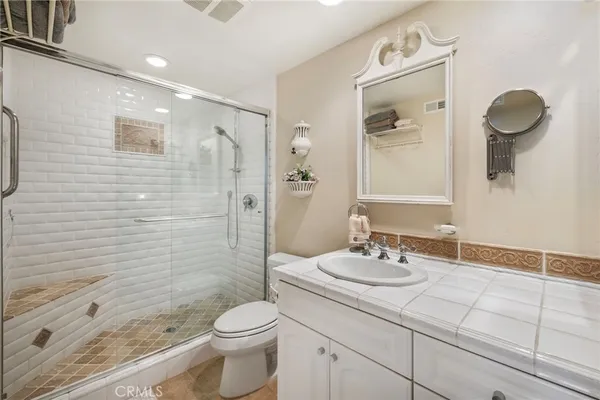 $1,998,800 | 23 Rainbow Falls, Irvine, CA 92603