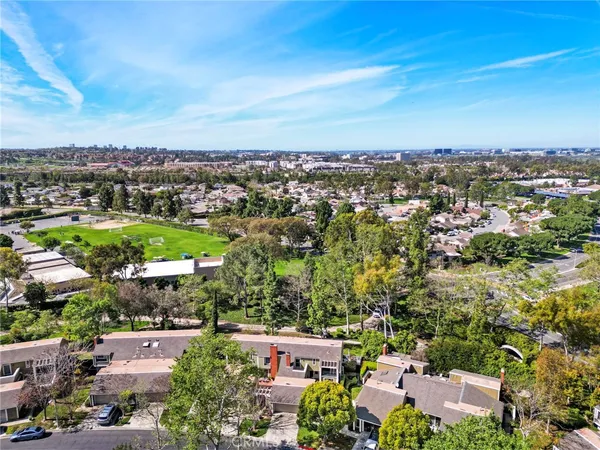 $1,998,800 | 23 Rainbow Falls, Irvine, CA 92603