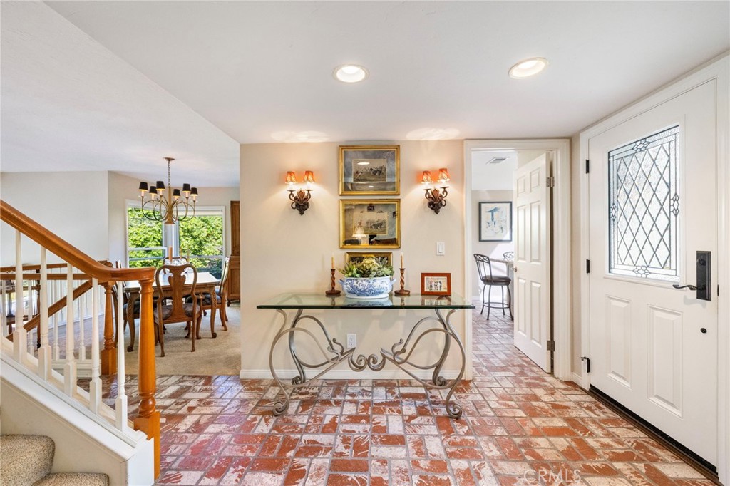 23 Rainbow Falls Irvine, CA 92603 - Photo 5 of 62