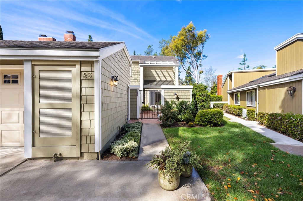 23 Rainbow Falls Irvine, CA 92603 - Photo 60 of 62