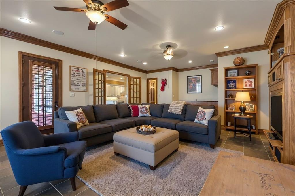 2080 County Road 2445 Decatur, TX 76234 - Photo 9 of 40 a living room with furniture and a large window
