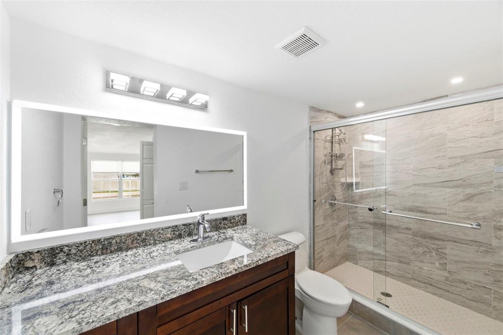 3325 West Shell Point Road Ruskin, FL 33570 - Photo 12 of 22