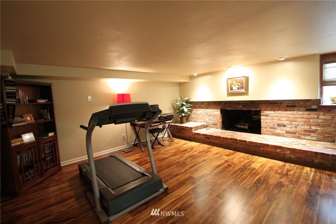 9005 Ridgeview Circle West University Place, WA 98466 - Photo 16 of 25 Gallery Image 16