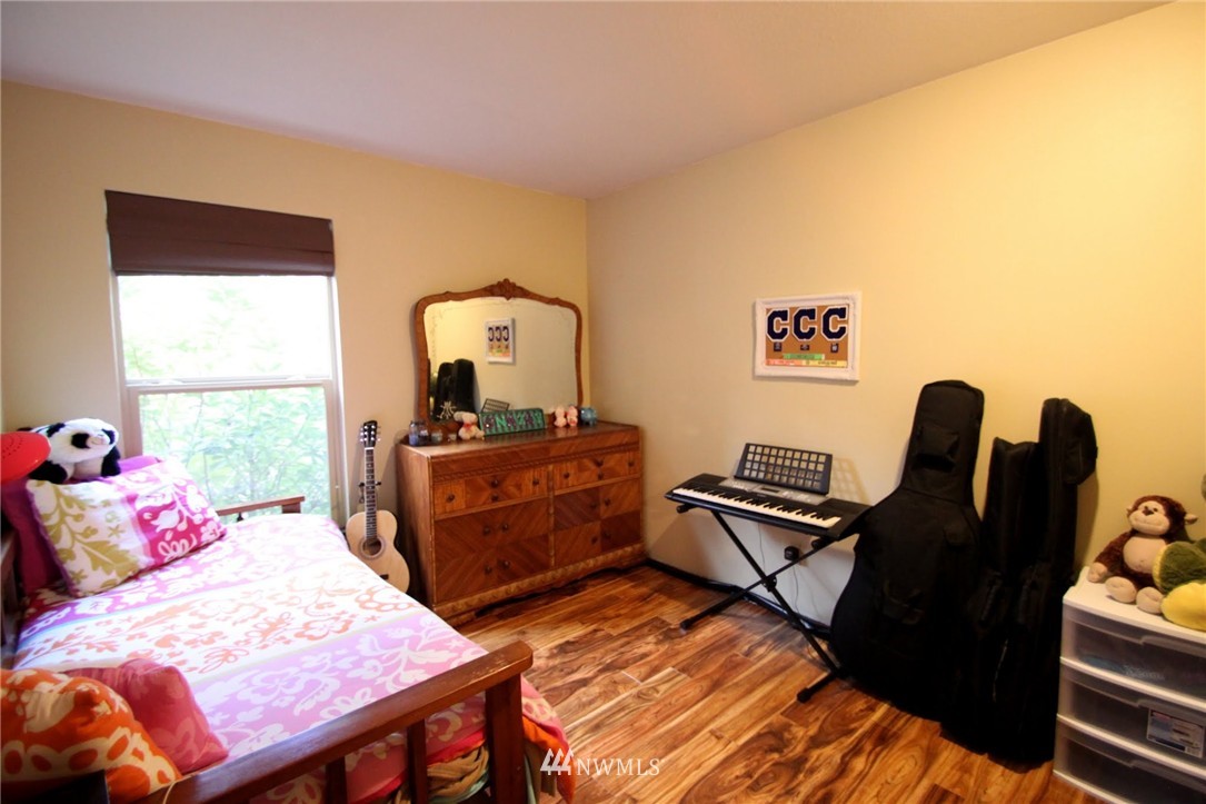 9005 Ridgeview Circle West University Place, WA 98466 - Photo 19 of 25 Gallery Image 19