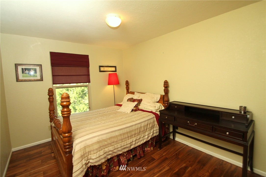 9005 Ridgeview Circle West University Place, WA 98466 - Photo 21 of 25 Gallery Image 21
