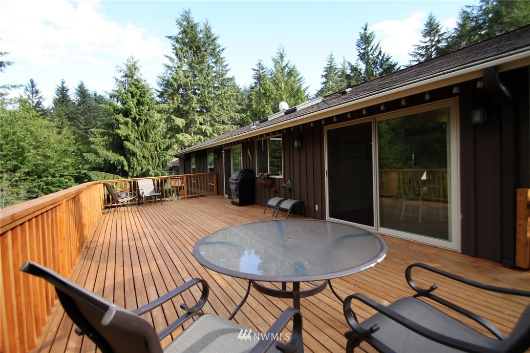 9005 Ridgeview Circle West University Place, WA 98466 - Photo 8 of 25 Gallery Image 8